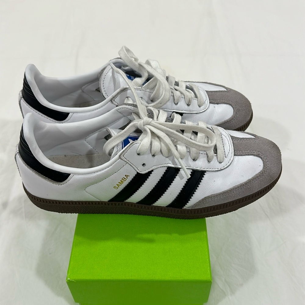WORN a handful of times good condition SAMBAS